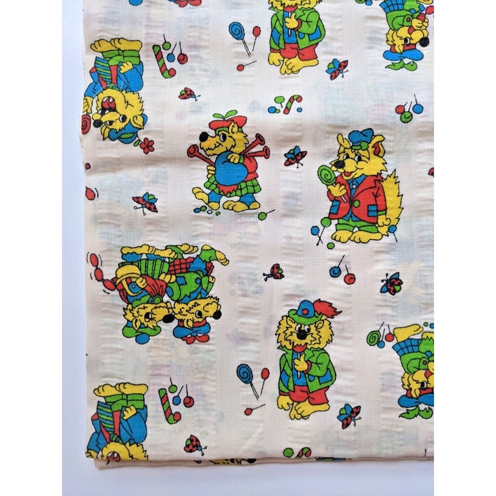 Vintage Children's Novelty Print Fabric Seersucker Cartoon Wolf Dog Funky 1970s